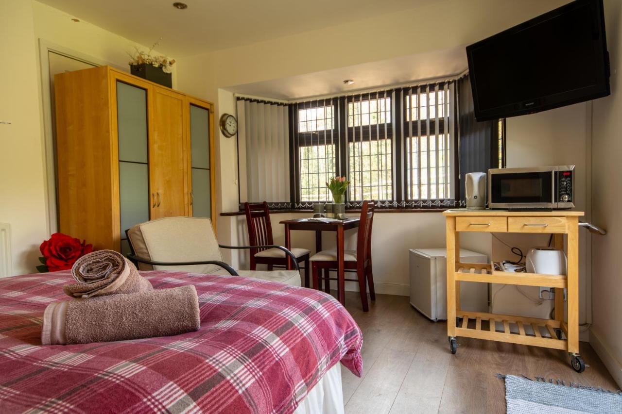 The Mills Guesthouse Hatfield  Extérieur photo